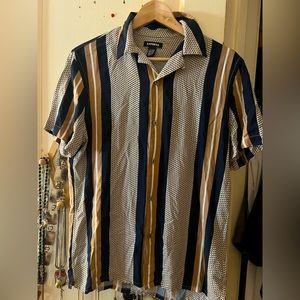 Express Stripe Pattern Shirt